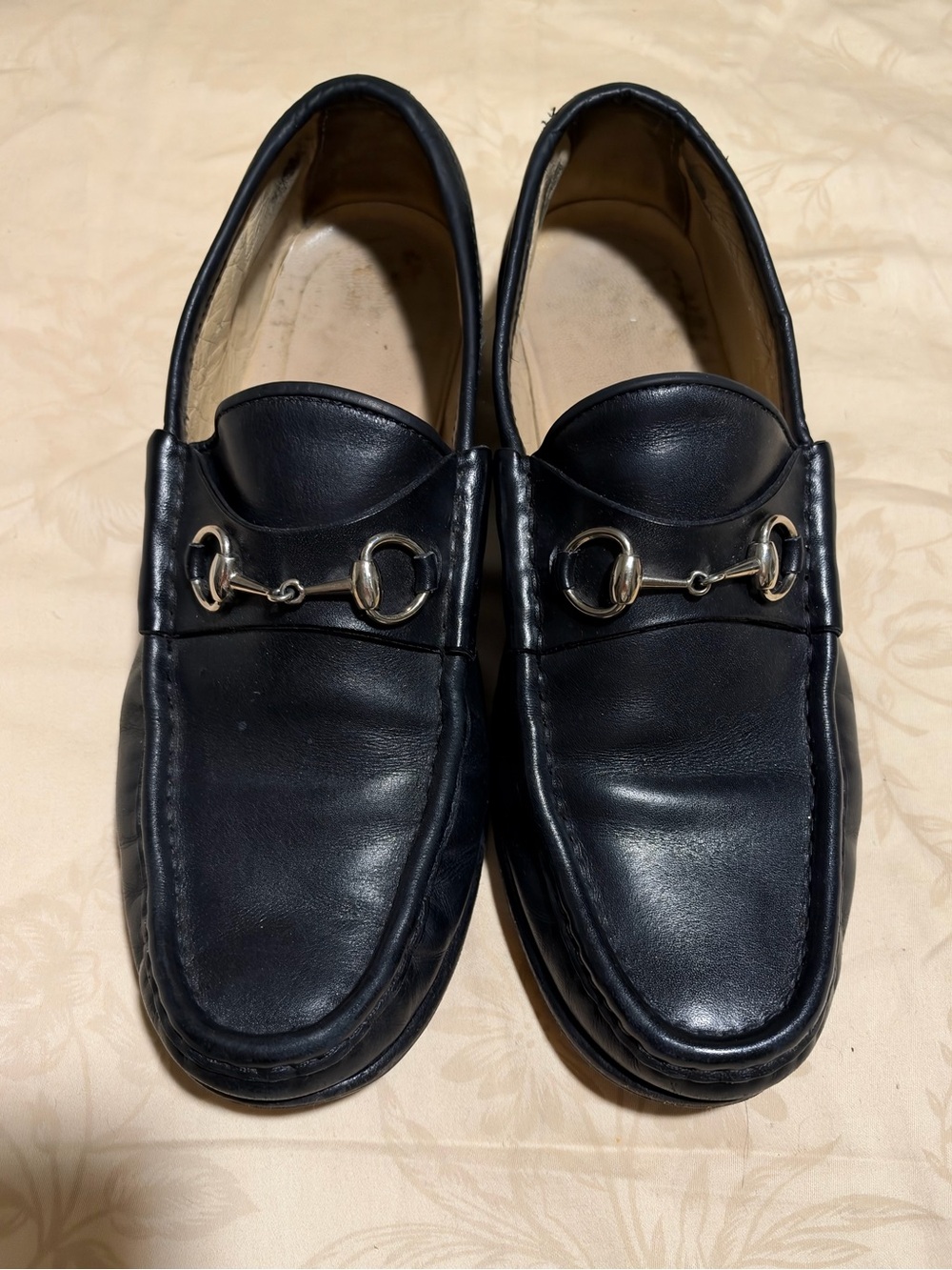 Gucci Women Black Leather Horsebit Slip-On Loafers